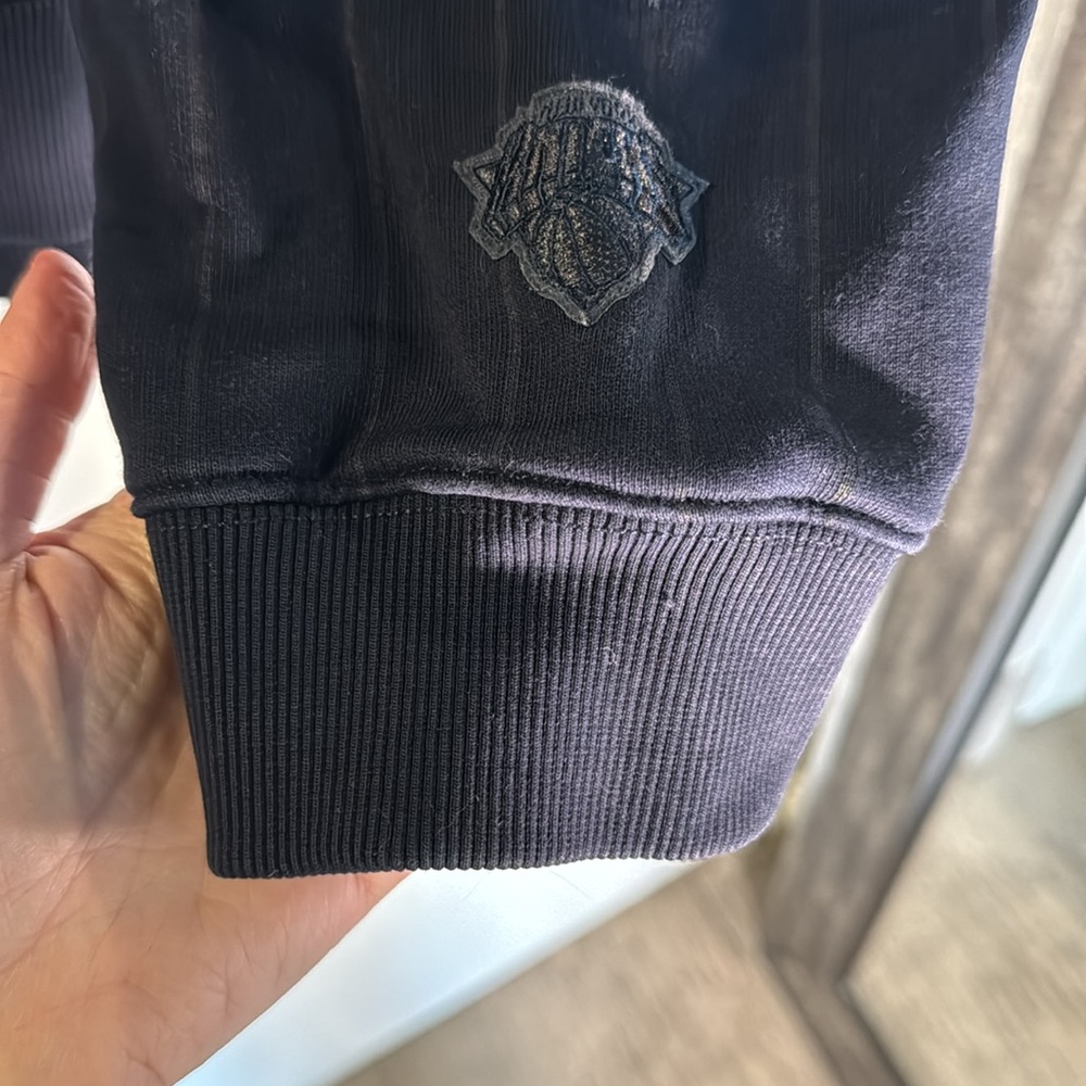 Kith x Knicks NY Pinstripe Williams III Hoodie - Picture 3 of 5